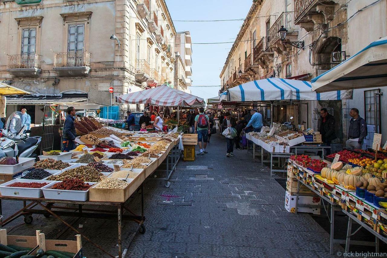 Pasitea Apartman Szirakúza Kültér fotó